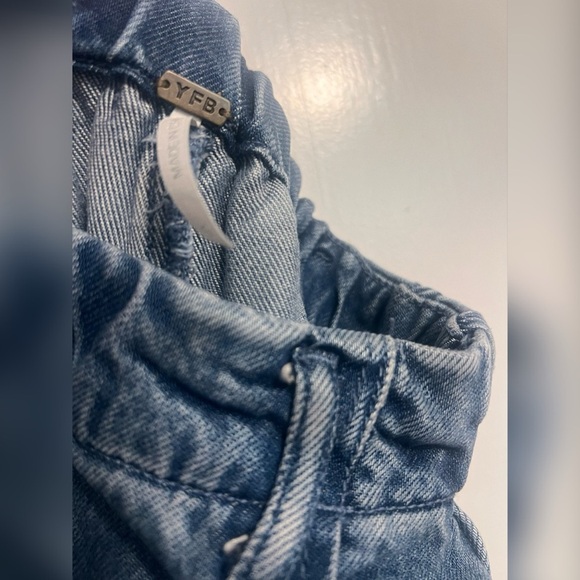 YFB Young fabulous & Broke Wide-Leg High Rise Elastic Waist Jeans Size S - Picture 2 of 4